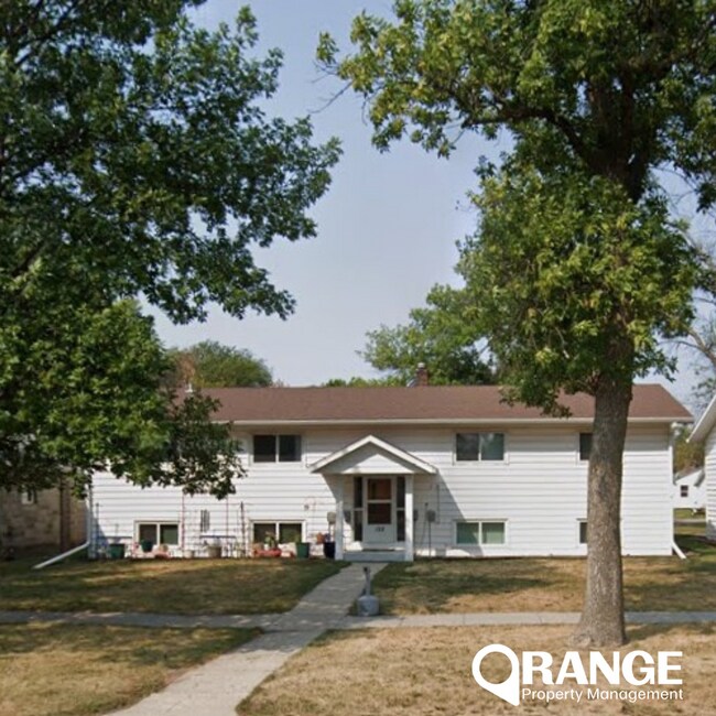 142 6th Ave N Unit 6, Casselton, ND 58012 Apartments in Casselton, ND