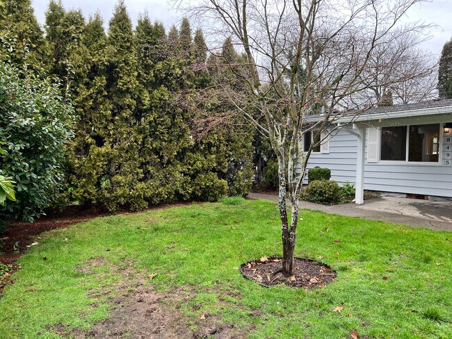 Foto del edificio - Cozy Updated 3 Bedroom Happy Valley Unit