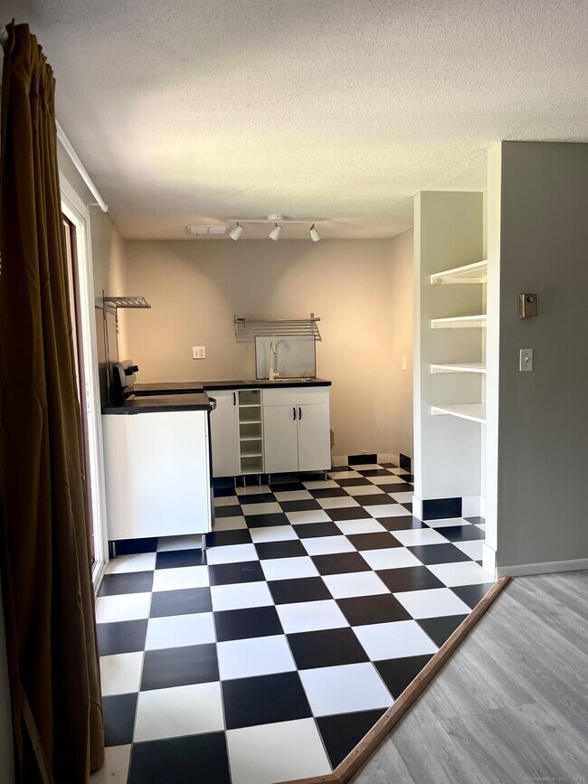 Foto del edificio - 69 Burgundy Hill Ln
