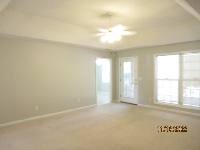 Foto del edificio - 3840 Oleander Dr