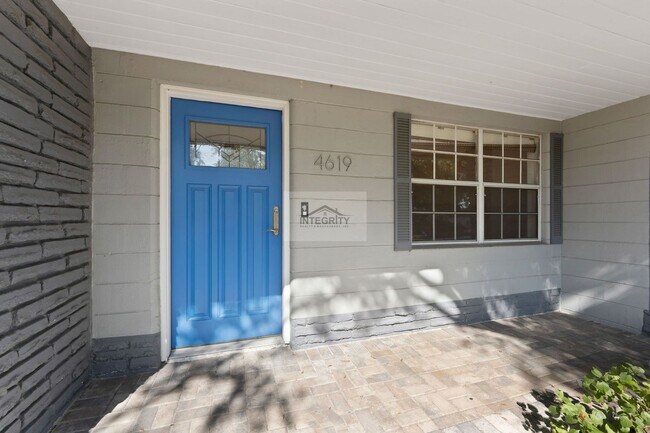 Foto del edificio - 4619 W Bay Villa Ave