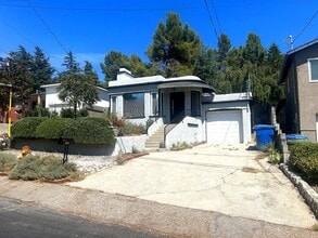 Building Photo - 10172 Covert Ave
