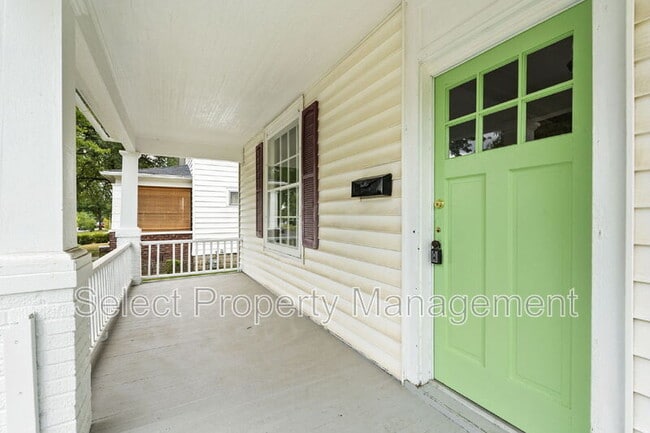 Building Photo - 3712 S Anthony Blvd