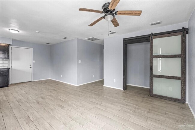 Foto del edificio - 10 E Wells St