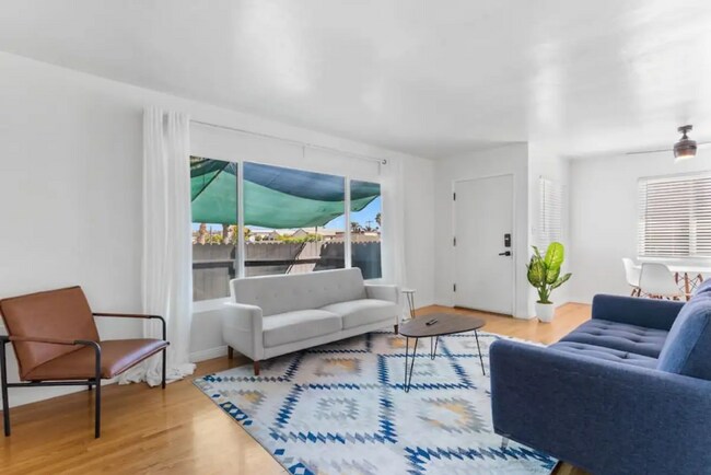 Foto del edificio - 4050 Sequoia St