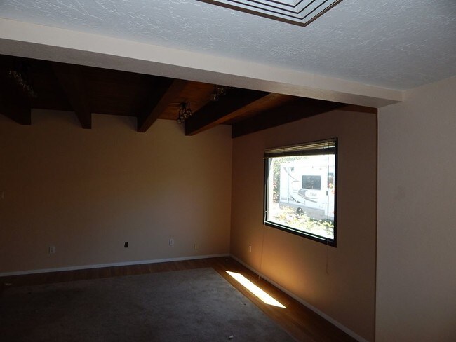 Building Photo - Handicap Accessible Property