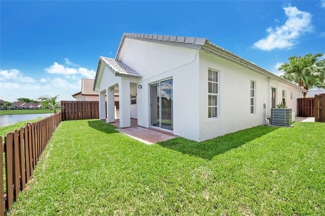 Building Photo - 5254 SW 153rd Ct