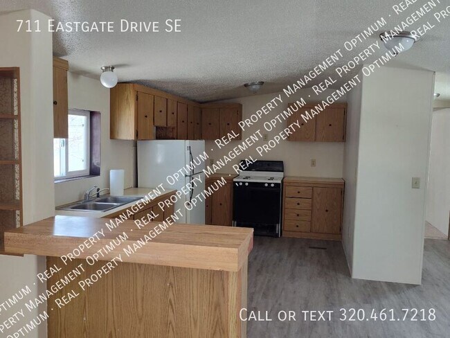 Foto del edificio - 711 Eastgate Dr SE