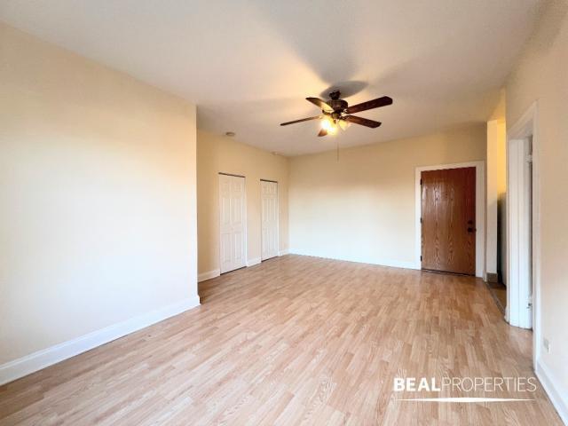 Building Photo - 1 bedroom in CHICAGO IL 60625