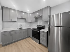 Building Photo - 408 W 19th St