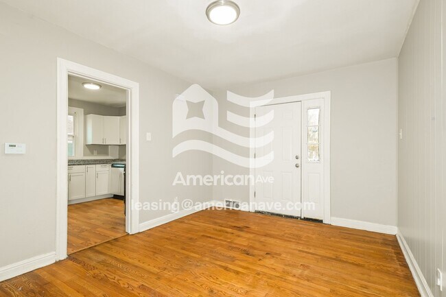 Foto del edificio - 3825 Melba Pl