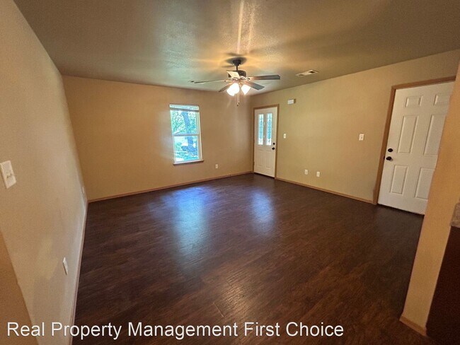 Building Photo - 3 br, 2 bath House - 220 W Gary Street Side A