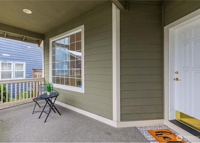 Building Photo - 6322 Rebecca Ave SE