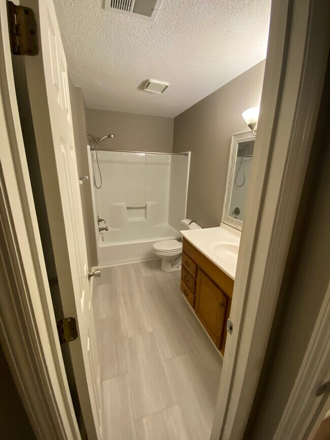 Foto del edificio - 4067 Coopers Hill Dr SE