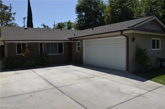 Building Photo - 2 br, 2 bath House - 22512 Clarendon St