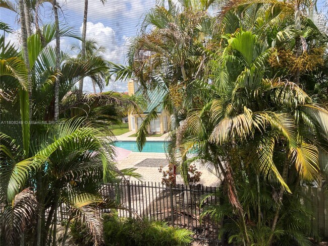 Foto del edificio - 4083 NW 87th Ave
