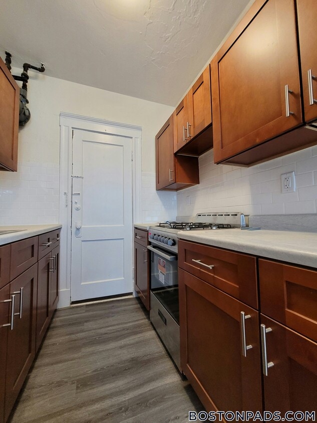 Primary Photo - 1163 Boylston St