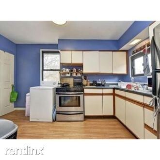 Building Photo - 4 br, 1 bath Townhome - 5557 Darlington Rd