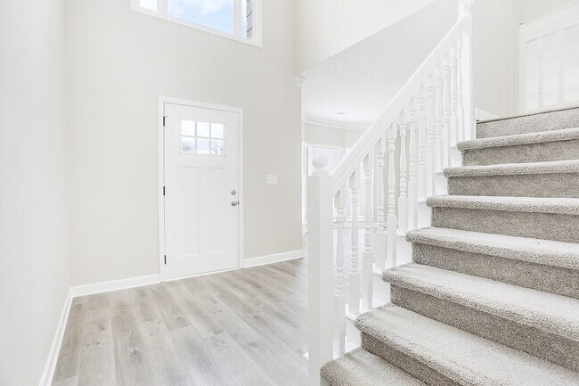 Foto del edificio - 1433 Crooked Tree Cir