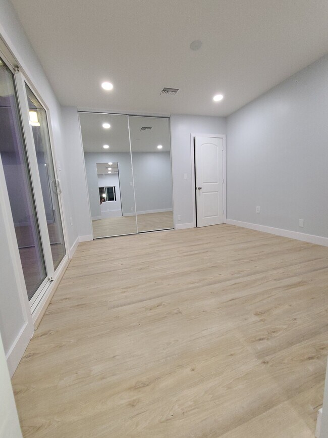 Foto del edificio - 10921 Oro Vista Ave