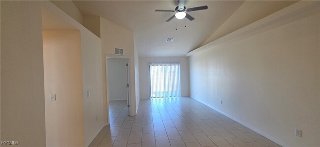 Foto del edificio - 919 Andalusia Blvd