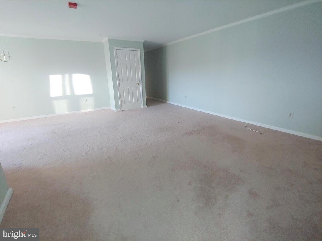 6507 Clear Drop Way Unit 201, Glen Burnie, MD 21060 Room for Rent in Glen Burnie, MD