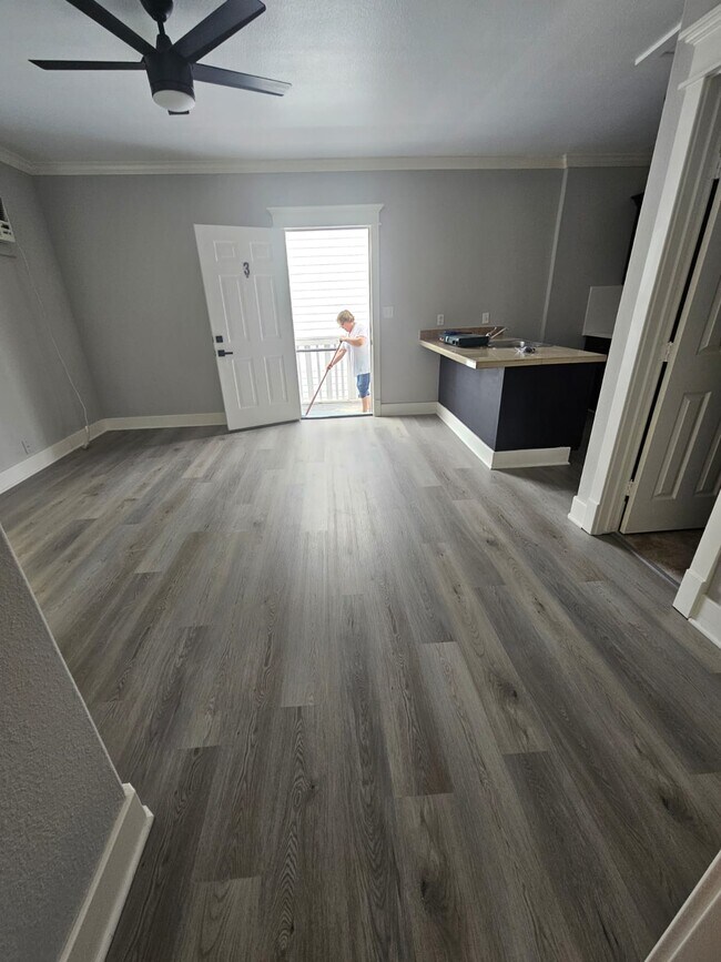 Foto del edificio - 3522 Beauchamp St