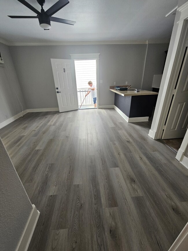 Building Photo - 3522 Beauchamp St