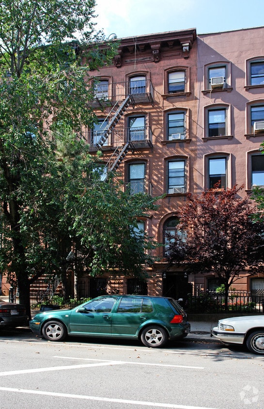 Primary Photo - 492 3rd St