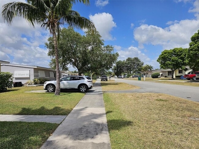 Foto del edificio - 1430 NW 10th St