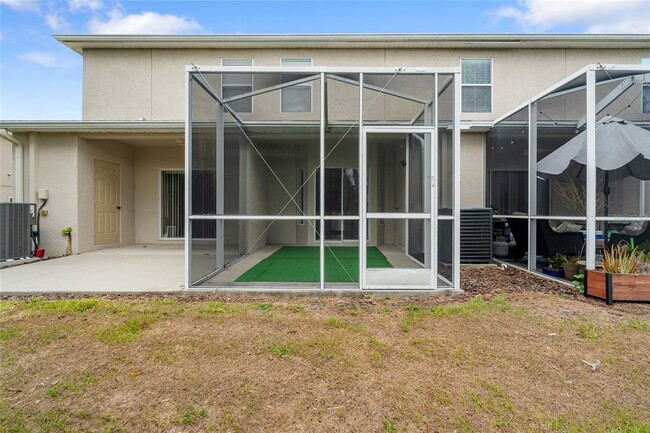 Building Photo - 15929 Fishhawk Creek Ln