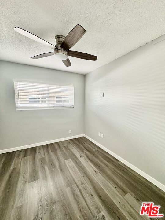 Foto del edificio - 7524 Sepulveda Blvd