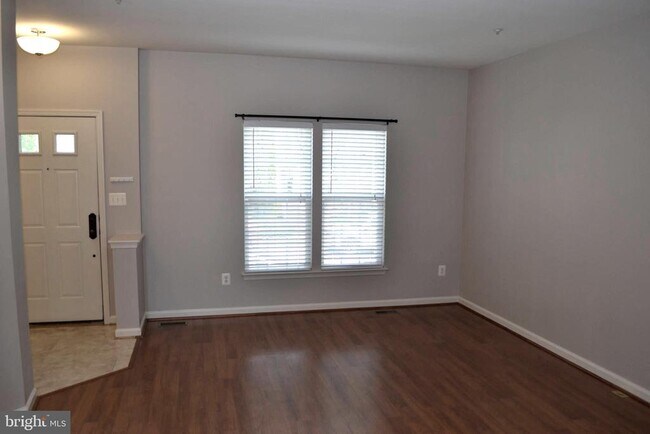 Foto del edificio - 1725 Emory St