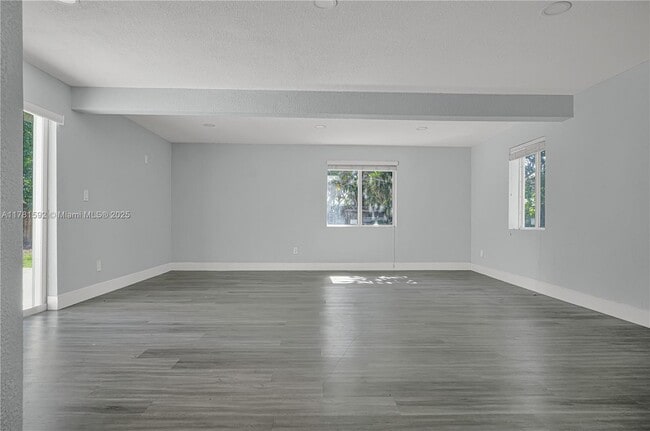 Building Photo - 30100 SW 168th Ct