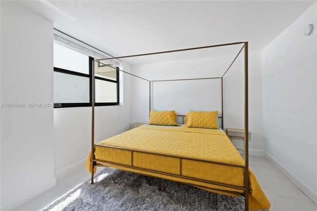 Foto del edificio - 1621 Collins Ave
