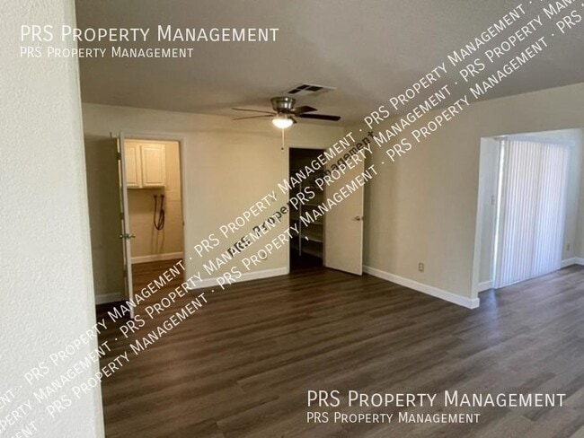 Building Photo - Great Family Home in Tempe