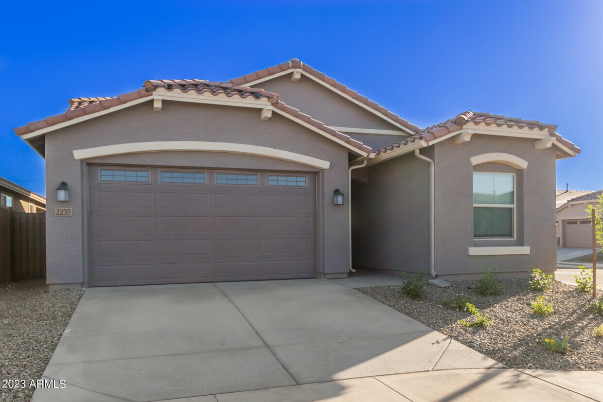 2235 W Park St, Phoenix, AZ 85041 House for Rent in Phoenix, AZ