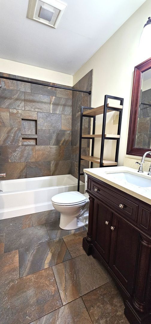 Building Photo - 51 N Champlain St