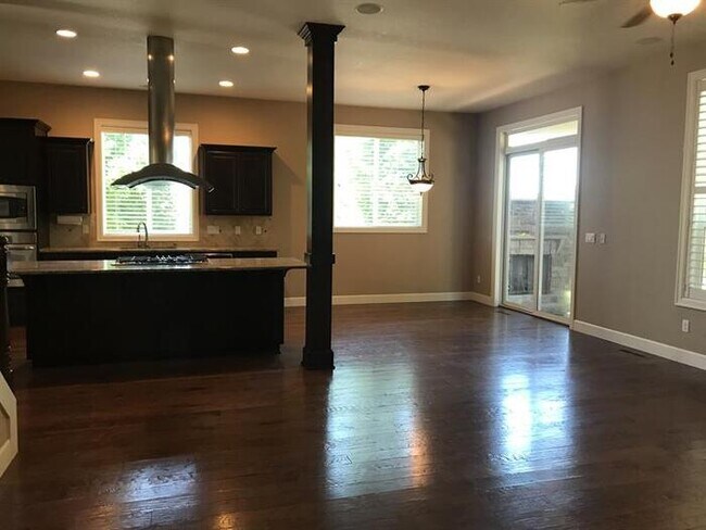 Building Photo - 22231 SW 107th Ave, Tualatin, OR, 97062