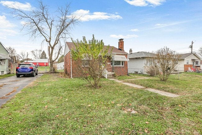 Foto del edificio - Charming 2-Bedroom Single Family Home Near S High St