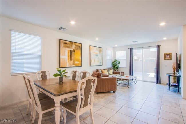 Foto del edificio - 9858 W Meranto Ave