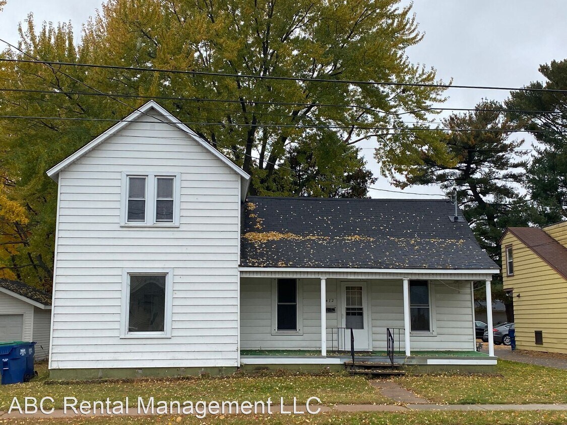 Primary Photo - 4 br, 1.5 bath House - 1472 Grand Ave