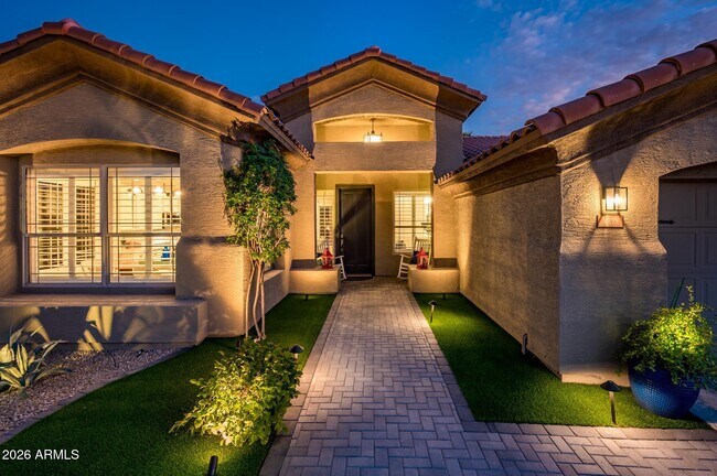 Building Photo - 4375 E Lariat Ln