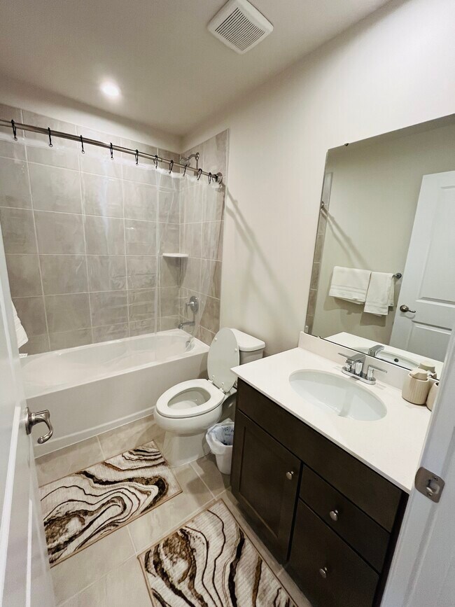 Foto del edificio - 4944 Dunhaven Dr