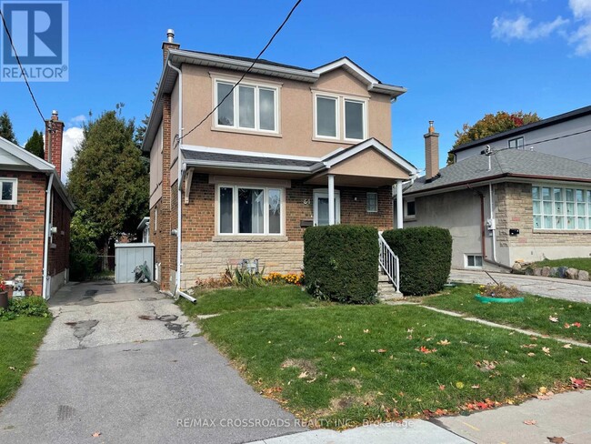 Building Photo - 64 Galbraith Ave