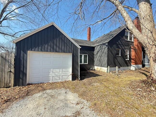 Foto del edificio - 3 Bed 2 Bath Springfield, MO