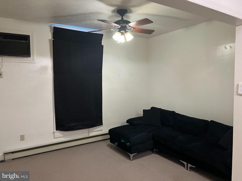 Foto principal - 110 S Charles St