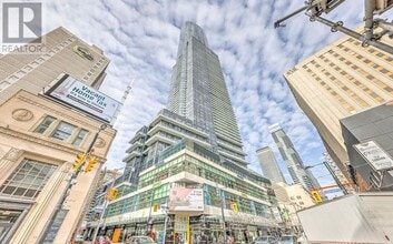 Building Photo - 386 Yonge St