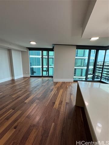 Building Photo - 1108 Auahi St