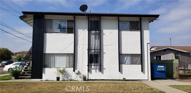 Foto principal - 901 Carob Way